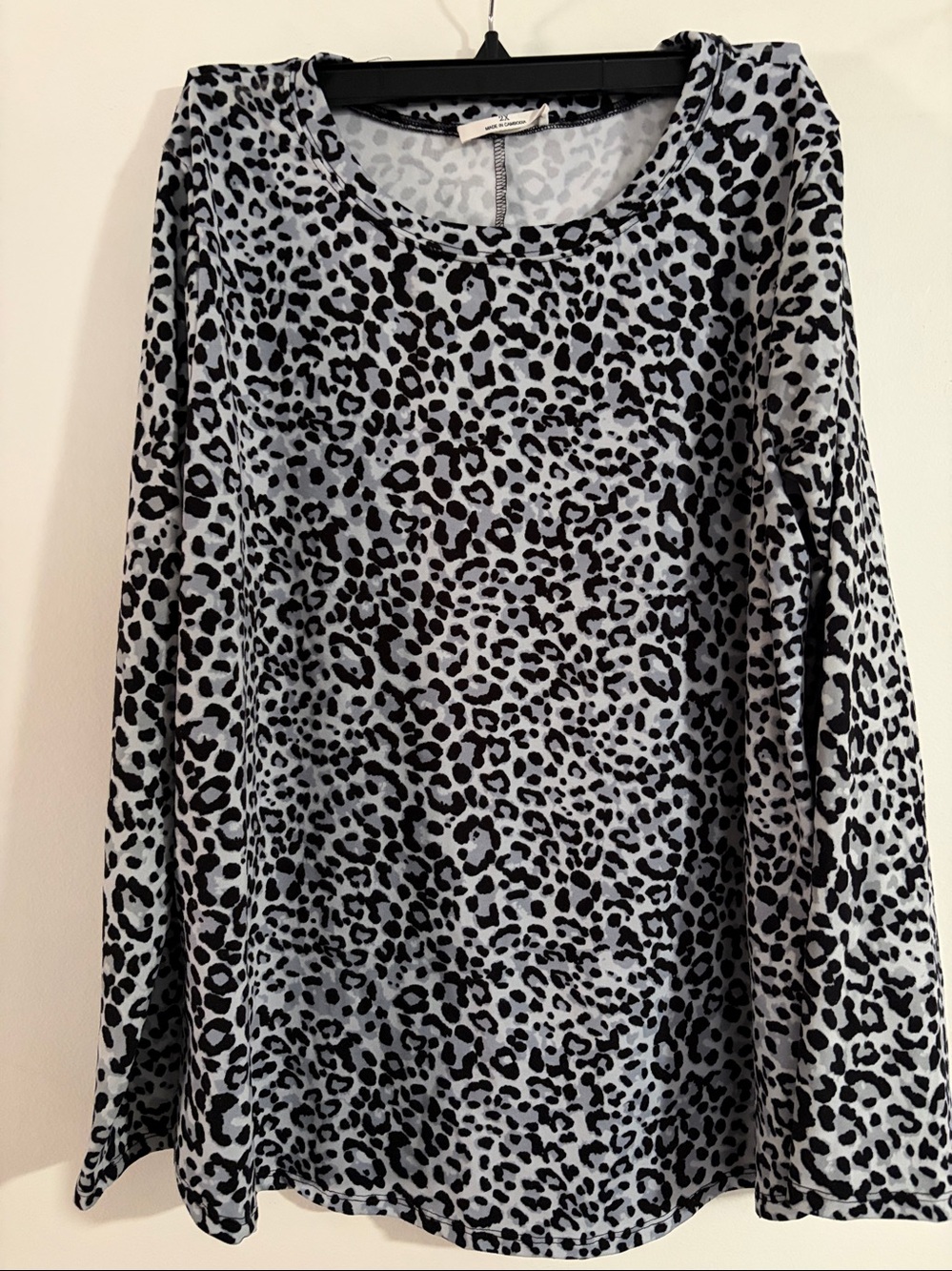 Zenana Outfitters Black and White Leopard Print Lounge Set - Picture 2 of 6